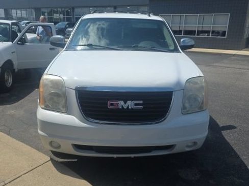 Used 2009 GMC Yukon SLT AWD/4WD image 3