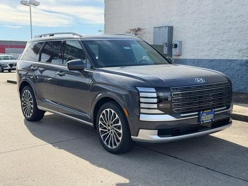 New 2026 Hyundai Palisade Calligraphy FWD image 1
