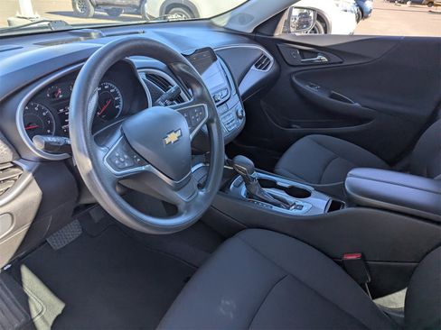 Used 2023 Chevrolet Malibu LT image 25