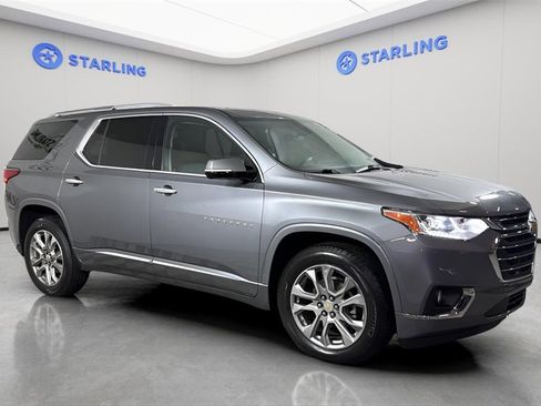 Used 2018 Chevrolet Traverse Premier w/ Driver Confidence II Package image 12