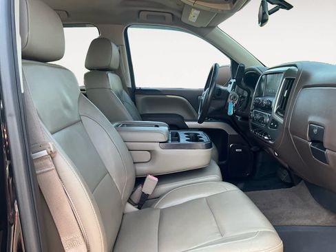 Used 2016 Chevrolet Silverado 1500 LTZ Z71 w/ LTZ Plus Package AWD/4WD image 15
