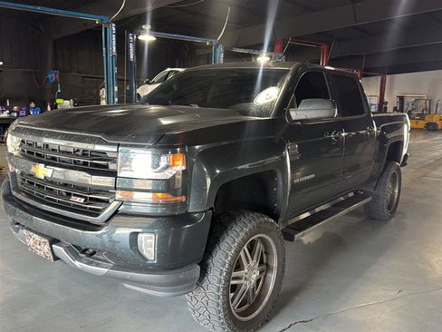Used 2017 Chevrolet Silverado 1500 LT w/ All Star Edition AWD/4WD image 2