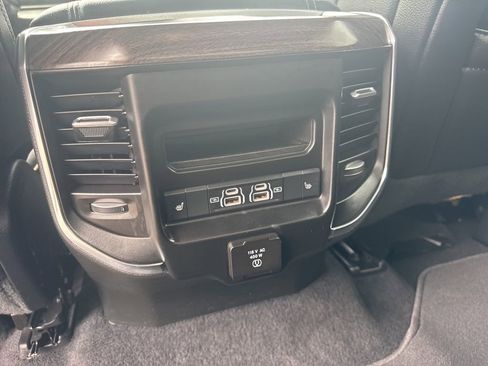 Used 2026 RAM 1500 Laramie w/ Sport Appearance Package AWD/4WD image 17