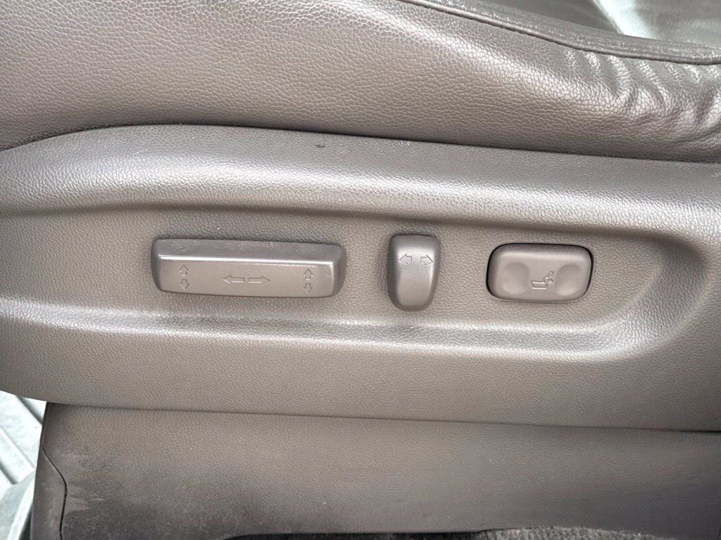 Used 2015 Honda Odyssey Touring image 17