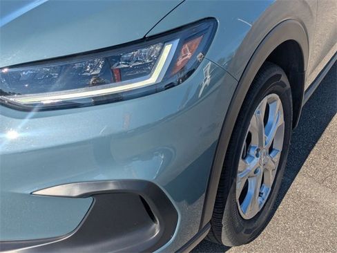 Used 2025 Honda HR-V LX image 9