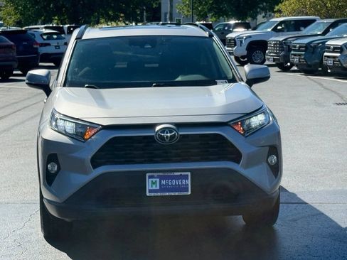 Used 2020 Toyota RAV4 XLE w/ Convenience Package AWD/4WD image 12