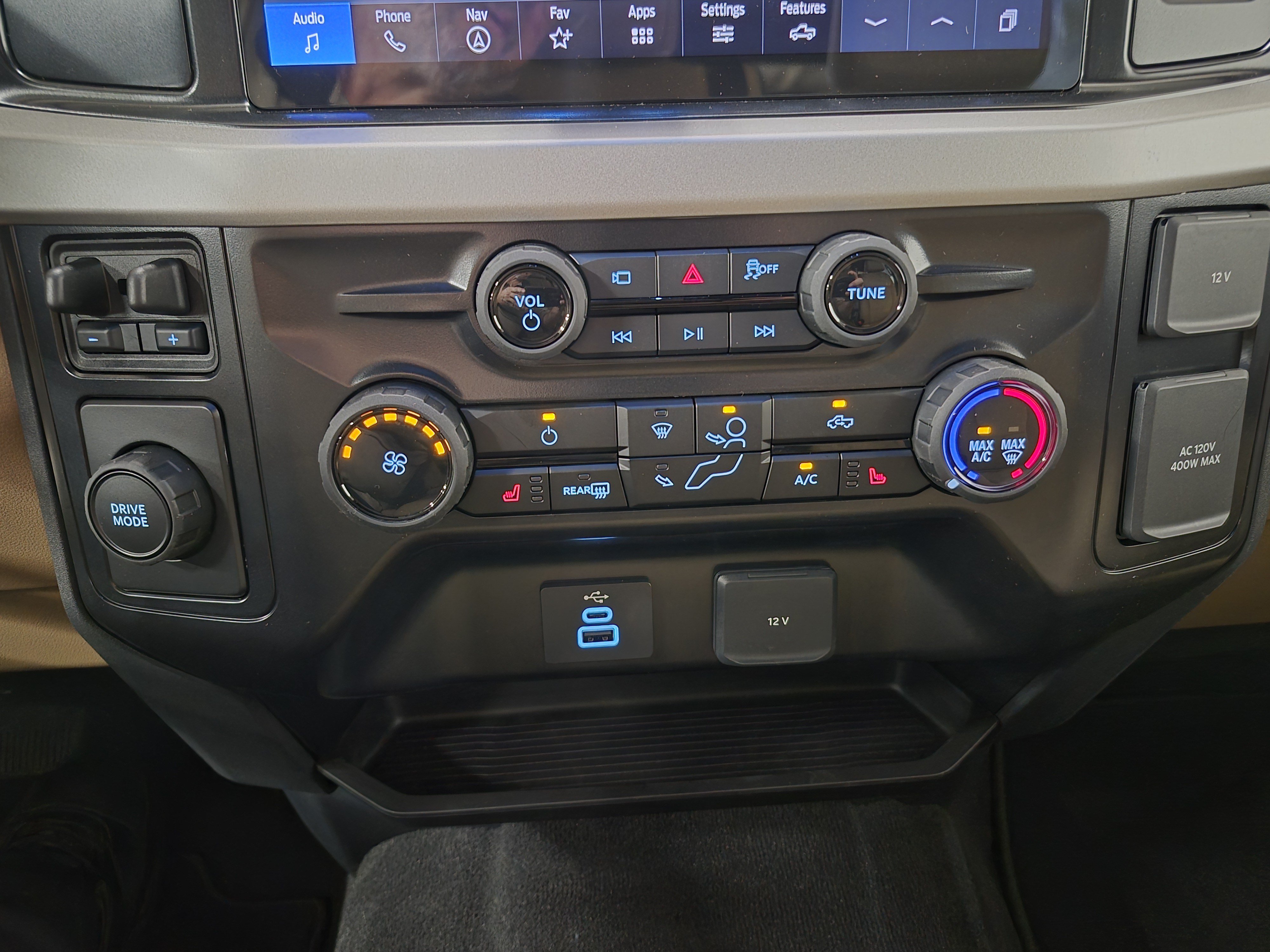 New 2027 Ford F350 XLT w/ XLT Premium Package RWD image 33