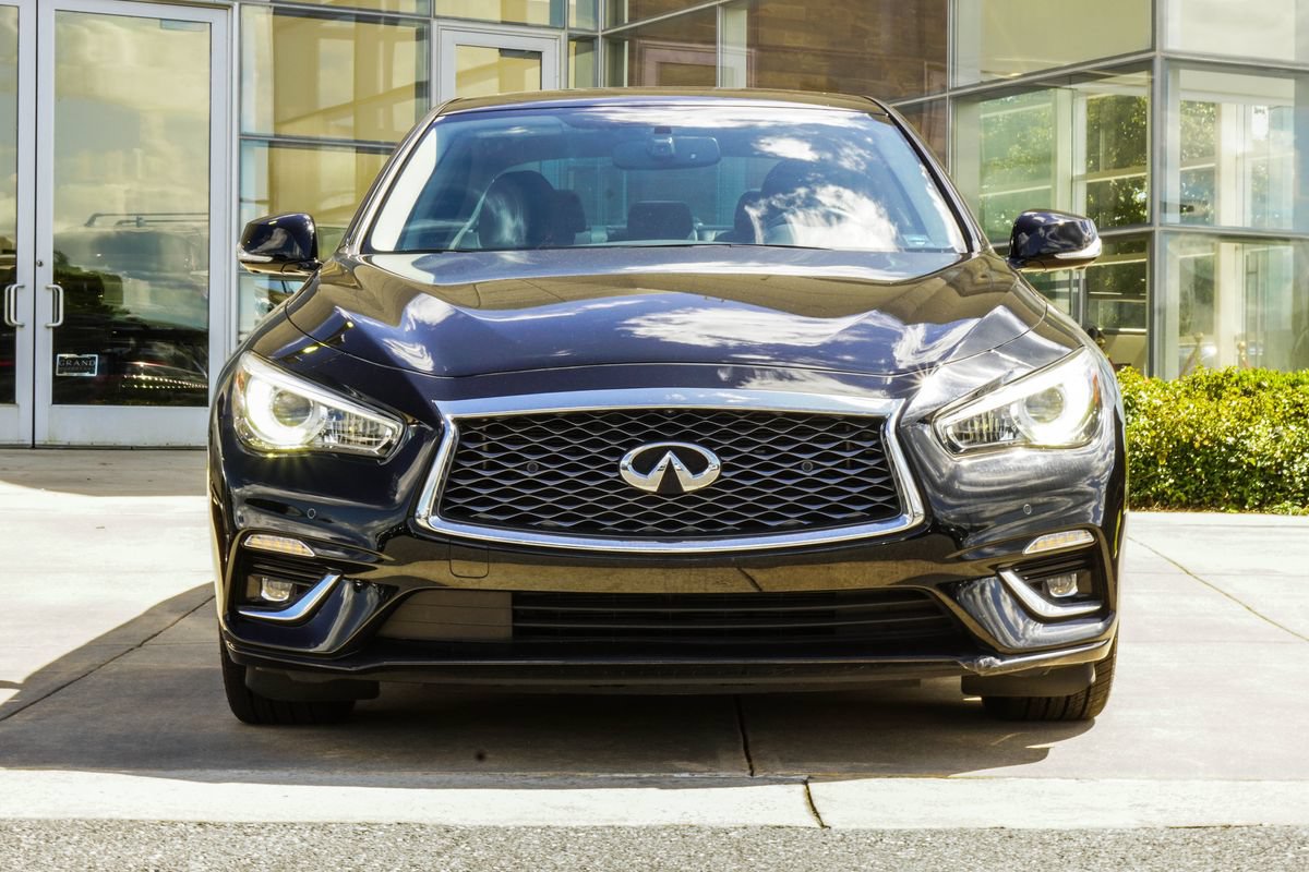 Certified 2023 INFINITI Q50 Luxe w/ Cargo Package RWD image 6
