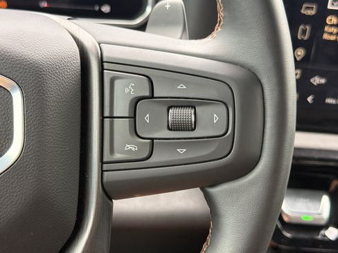 Used 2026 GMC Sierra 1500 AT4 w/ Technology Package AWD/4WD image 20