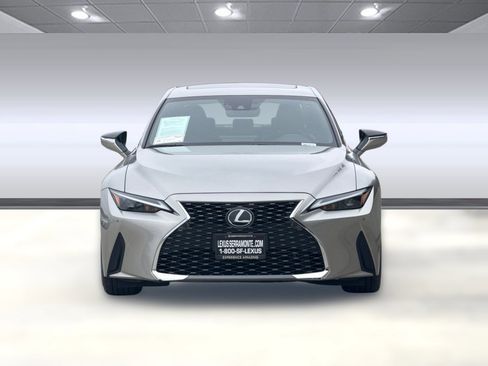 Used 2021 Lexus IS 300 w/ Comfort Package RWD image 5
