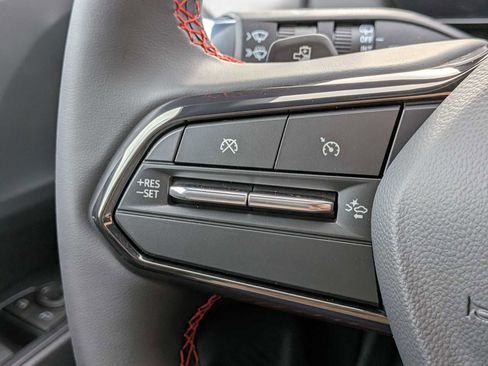 New 2026 Chevrolet Equinox EV RS image 25