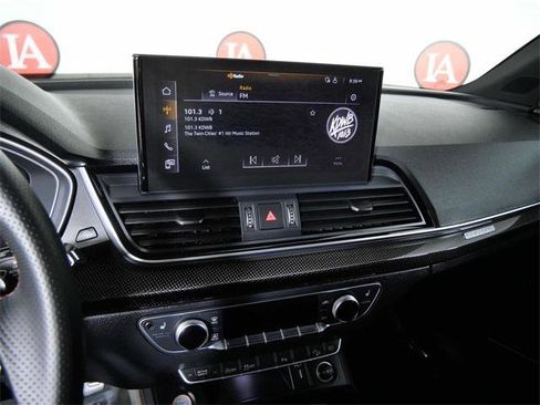 Used 2024 Audi SQ5 Premium Plus w/ S Sport Package image 19