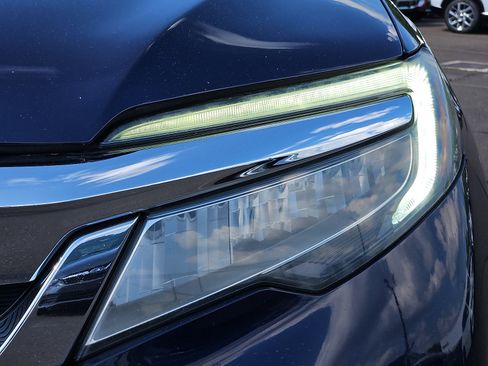 Used 2019 Honda Pilot Touring image 9