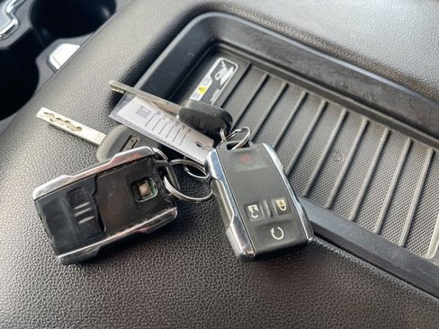 Used 2016 GMC Sierra 1500 SLT w/ SLT Premium Package image 40