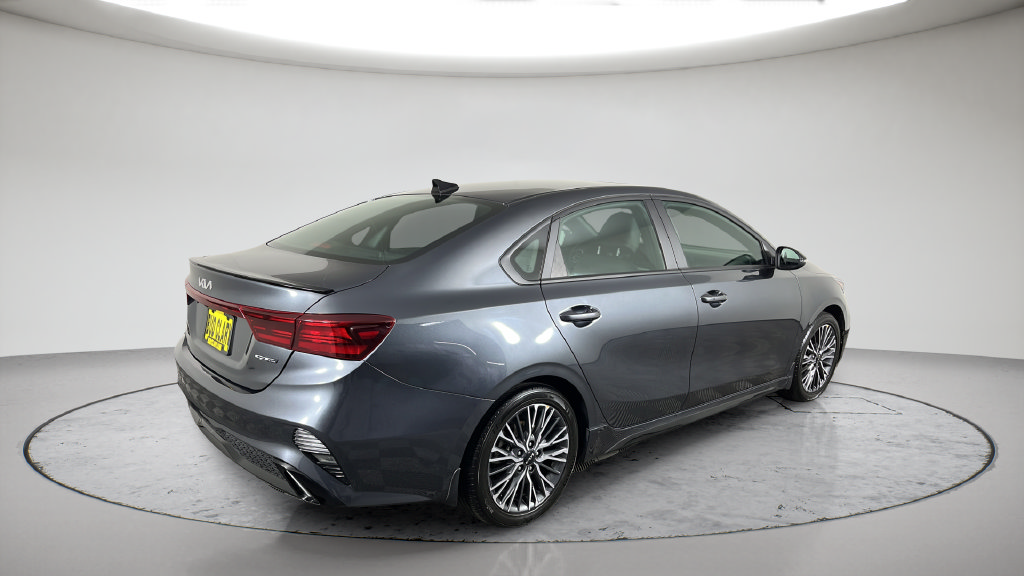 Used 2024 Kia Forte GT-Line w/ GT-Line Premium Package FWD image 7