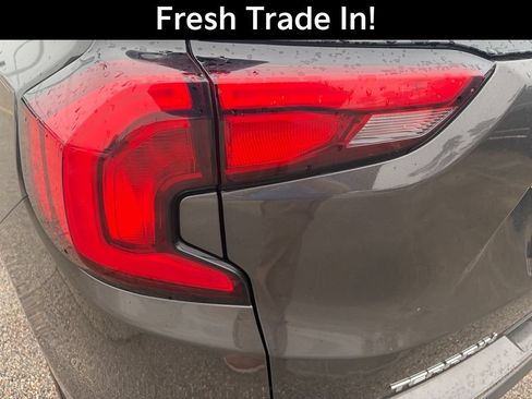 Used 2020 GMC Terrain SLT w/ Preferred Package AWD/4WD image 11