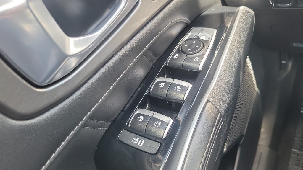 Used 2023 Kia Sorento SX AWD/4WD image 19