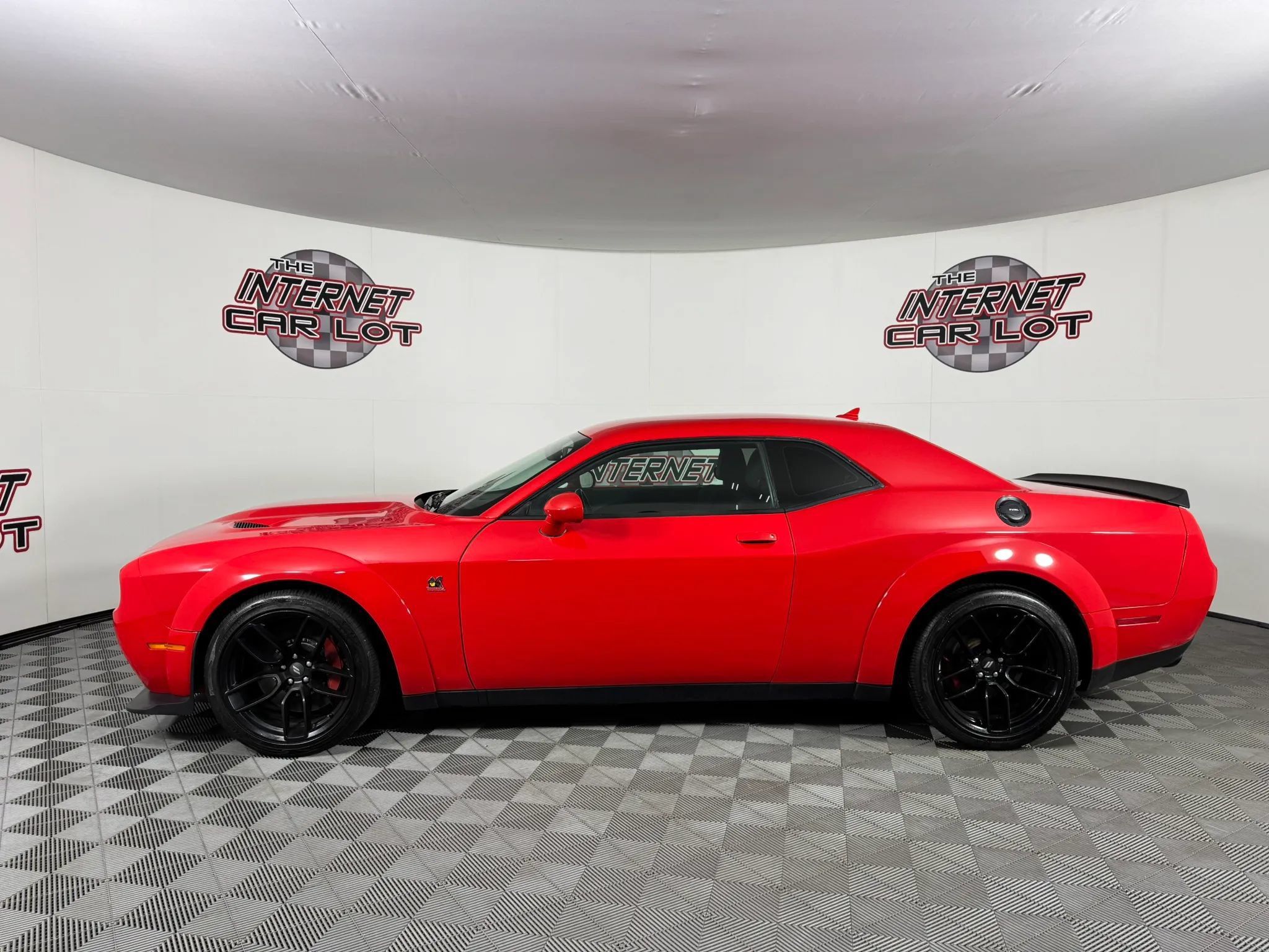 Used 2021 Dodge Challenger R/T Scat Pack RWD image 4