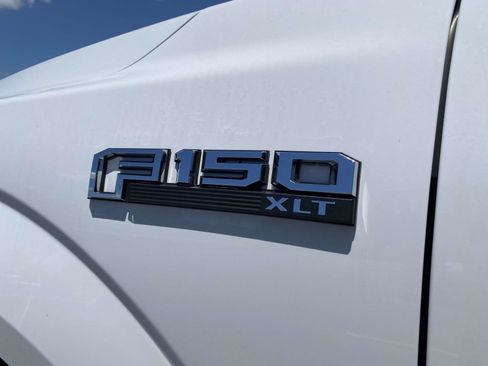 Used 2018 Ford F150 XLT w/ Equipment Group 302A Luxury AWD/4WD image 11
