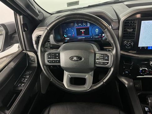 Used 2025 Ford F150 Lariat AWD/4WD image 23