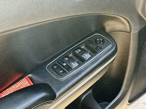 Used 2022 Dodge Charger SXT w/ Leather Interior Group RWD image 17