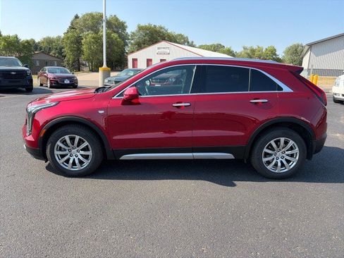 Used 2019 Cadillac XT4 Premium Luxury w/ Technology Package AWD/4WD image 2