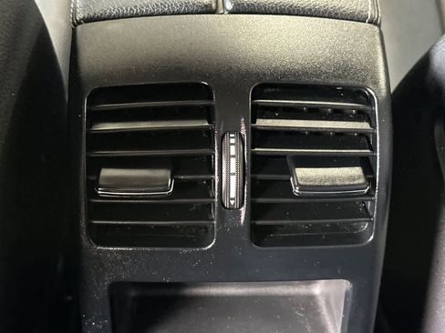 Used 2015 Mercedes-Benz GLK 350 2WD image 14