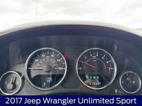 Used 2017 Jeep Wrangler Unlimited Sport w/ Connectivity Group AWD/4WD image 16
