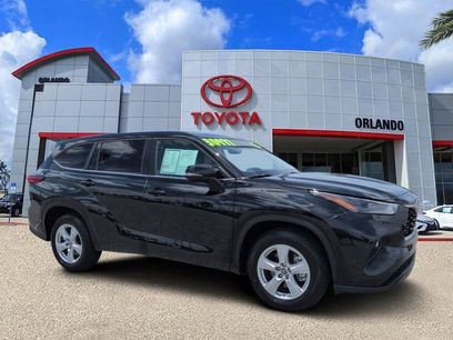 Used 2023 Toyota Highlander LE