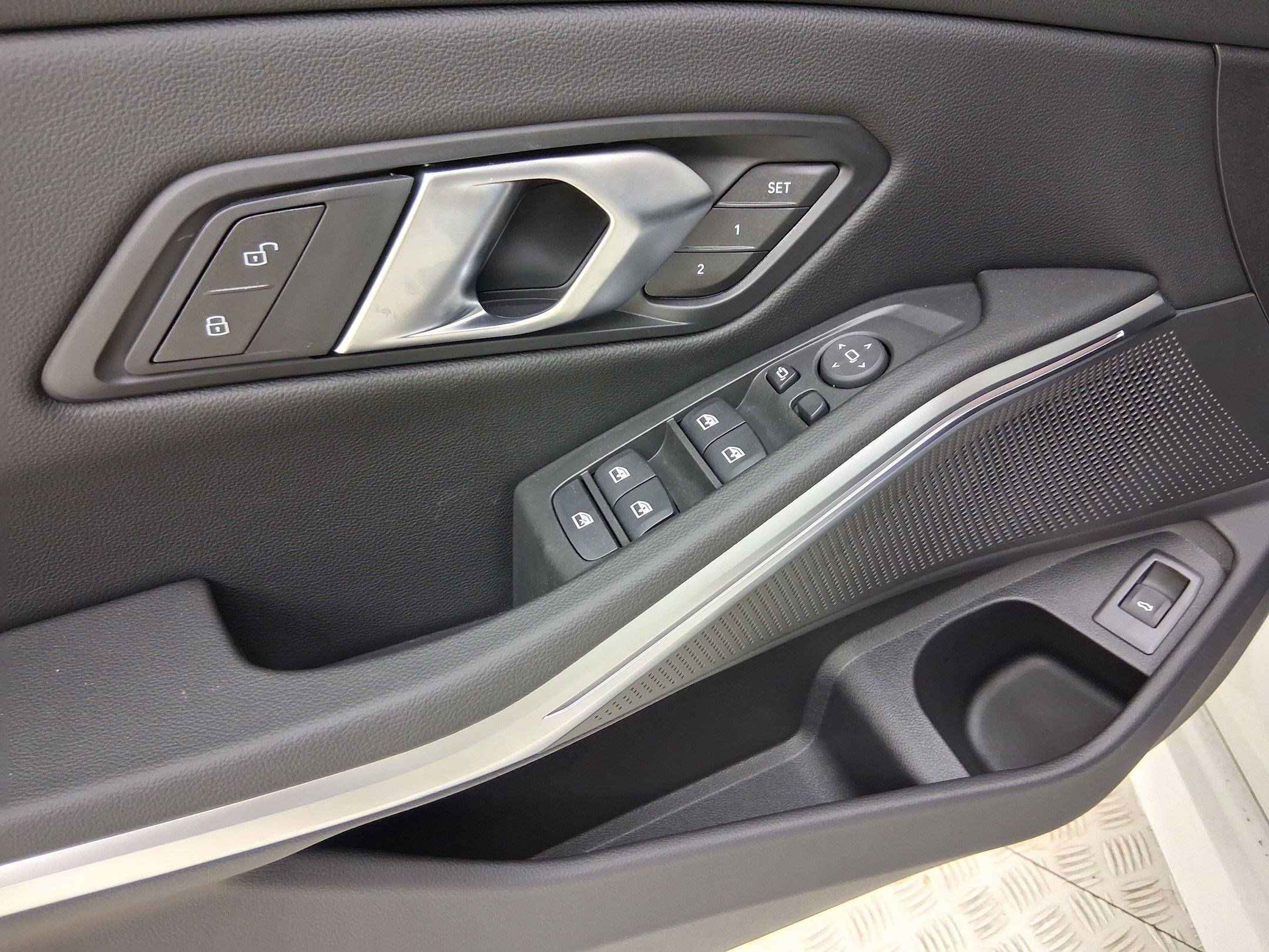 New 2026 BMW 330i Sedan w/ Convenience Package RWD image 22
