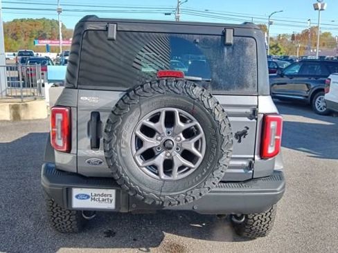 New 2025 Ford Bronco Badlands image 4
