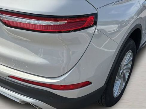 Used 2022 Lincoln Corsair FWD image 34