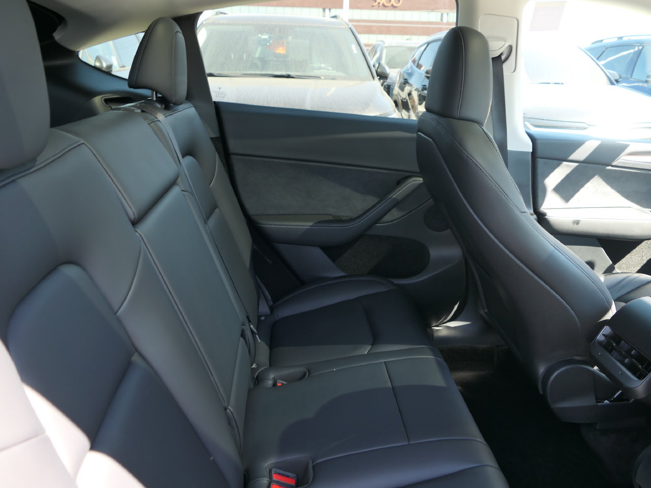 Used 2023 Tesla Model Y Long Range AWD/4WD image 24