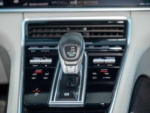 Used 2022 Porsche Panamera GTS image 23