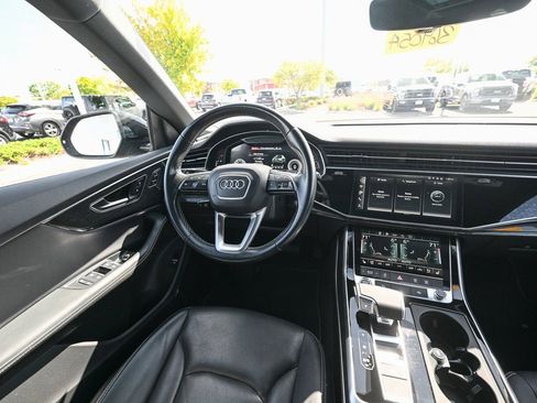 Used 2022 Audi Q8 Premium Plus image 33
