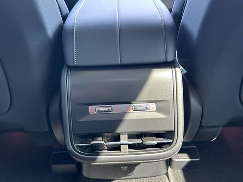 New 2026 Lincoln Nautilus Reserve AWD/4WD image 20
