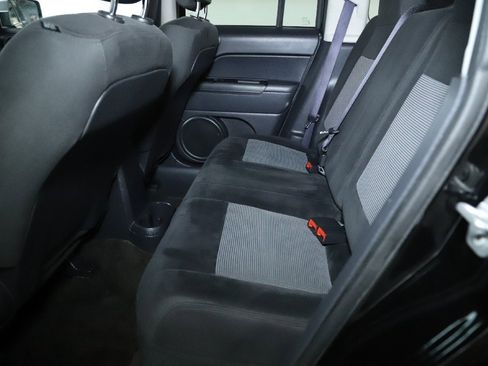 Used 2017 Jeep Patriot Sport w/ Power Value Group image 14