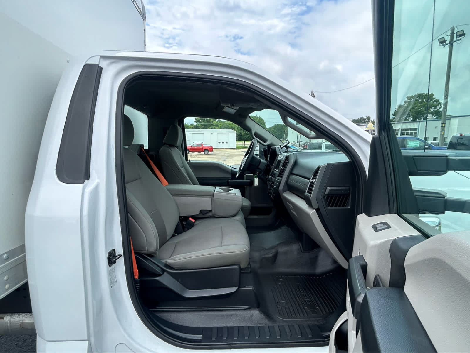 Used 2021 Ford F450 XL w/ Power Equipment Group AWD/4WD image 10