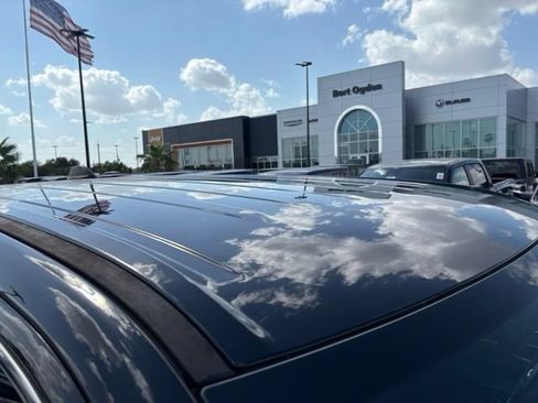 Used 2023 RAM 1500 Limited AWD/4WD image 7