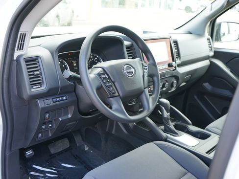 Used 2023 Nissan Frontier S w/ Technology Package image 14