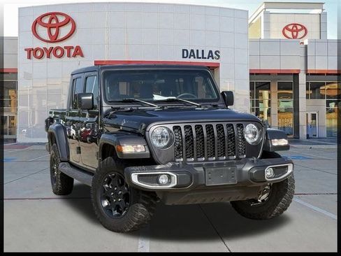 Used 2023 Jeep Gladiator Sport AWD/4WD image 1