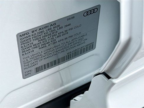 New 2026 Audi Q3 quattro 2.0T AWD/4WD image 33