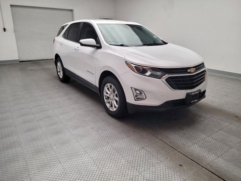 Used 2018 Chevrolet Equinox LT FWD image 13