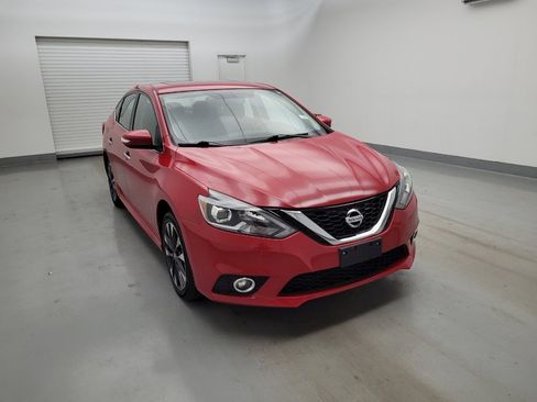 Used 2016 Nissan Sentra SR w/ SR Premium Package FWD image 13