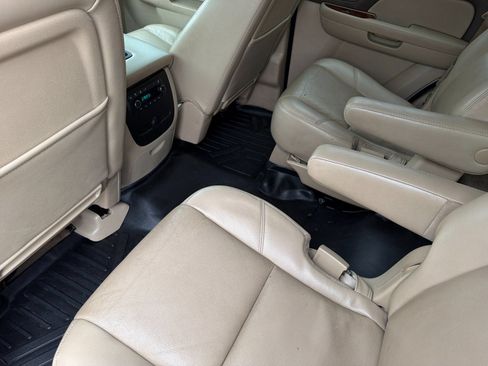 Used 2013 Chevrolet Tahoe LTZ AWD/4WD image 11