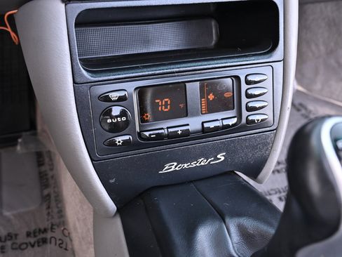 Used 2001 Porsche Boxster S RWD image 23