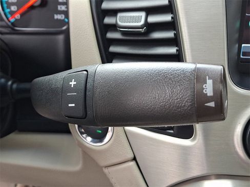 Used 2020 GMC Yukon XL Denali w/ Open Road Package image 17