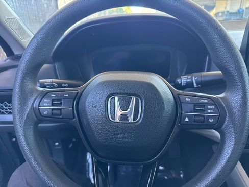 Used 2023 Honda Accord EX image 14