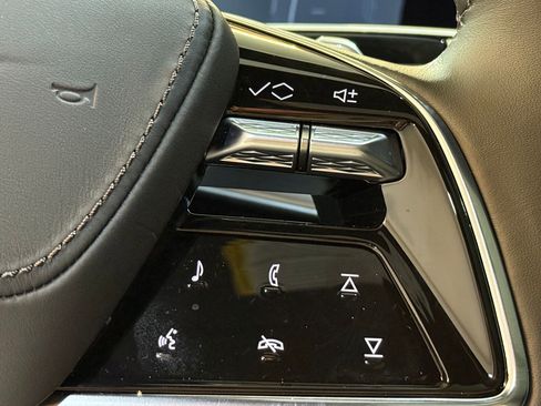 New 2026 Cadillac Escalade V w/ LPO, ONYX Package image 34