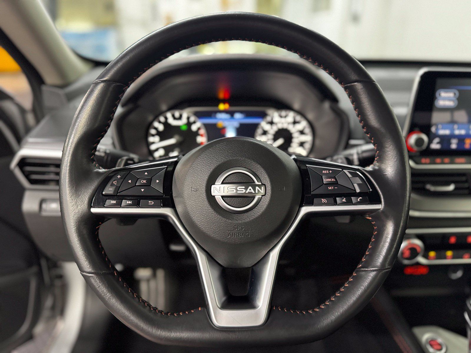 Certified 2024 Nissan Altima 2.5 SR FWD image 24